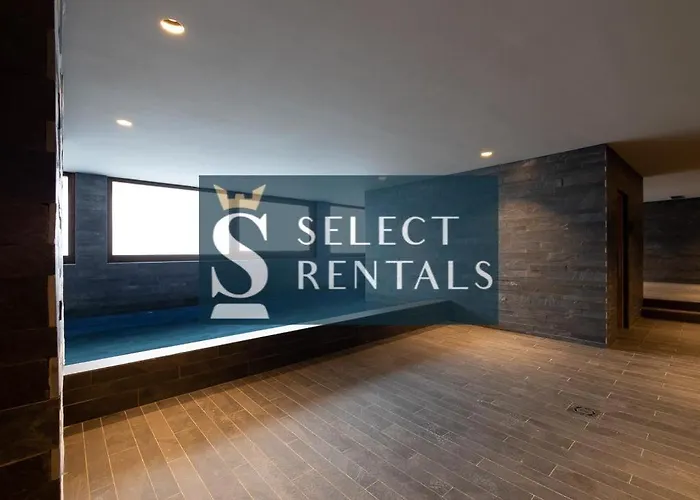 Isard Penthouse & Spa